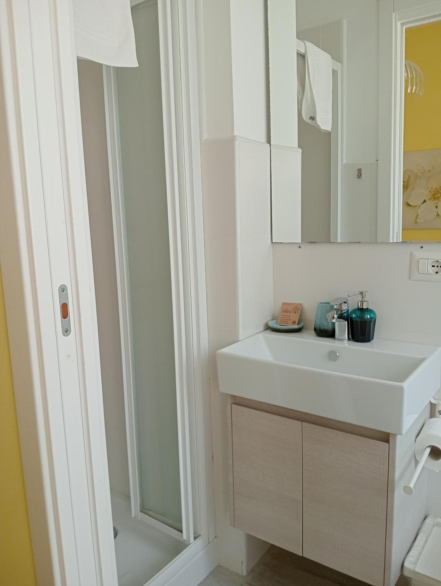 B&Belvedere, Affittacamere Сан-Бенедетто-дель-Тронто Экстерьер фото